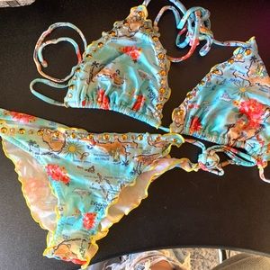 Luli Fama island bikini set